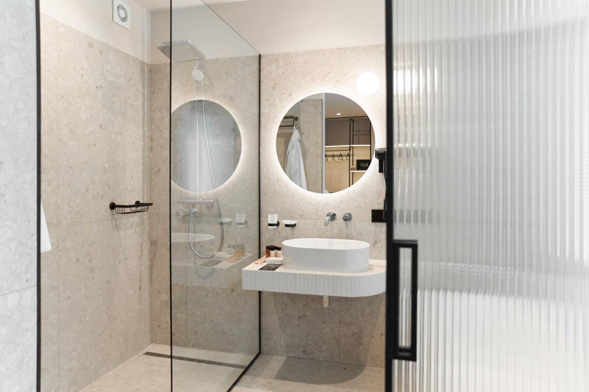 Hotel Laudon 우주고로트 객실 사진