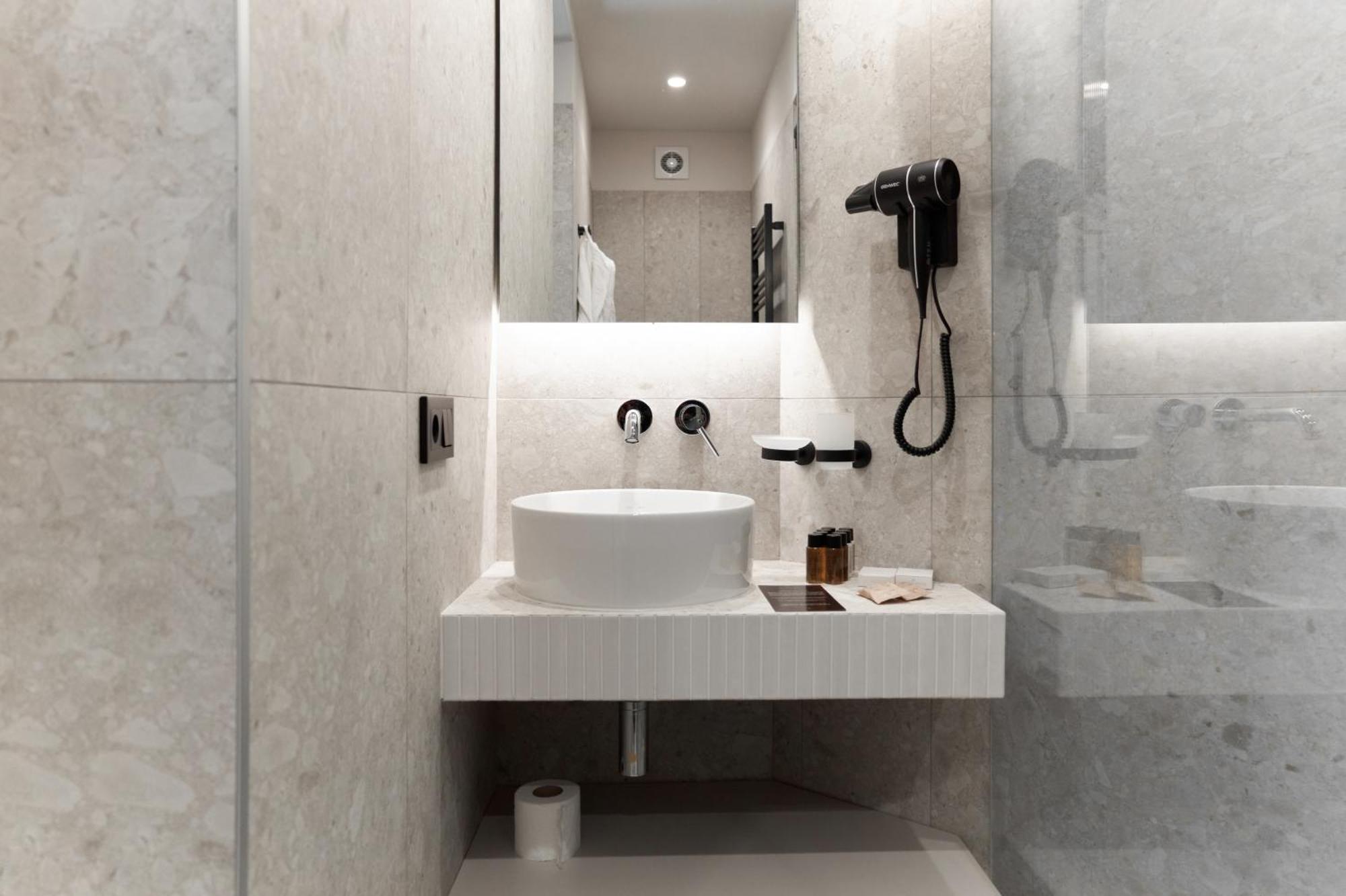 Hotel Laudon 우주고로트 객실 사진