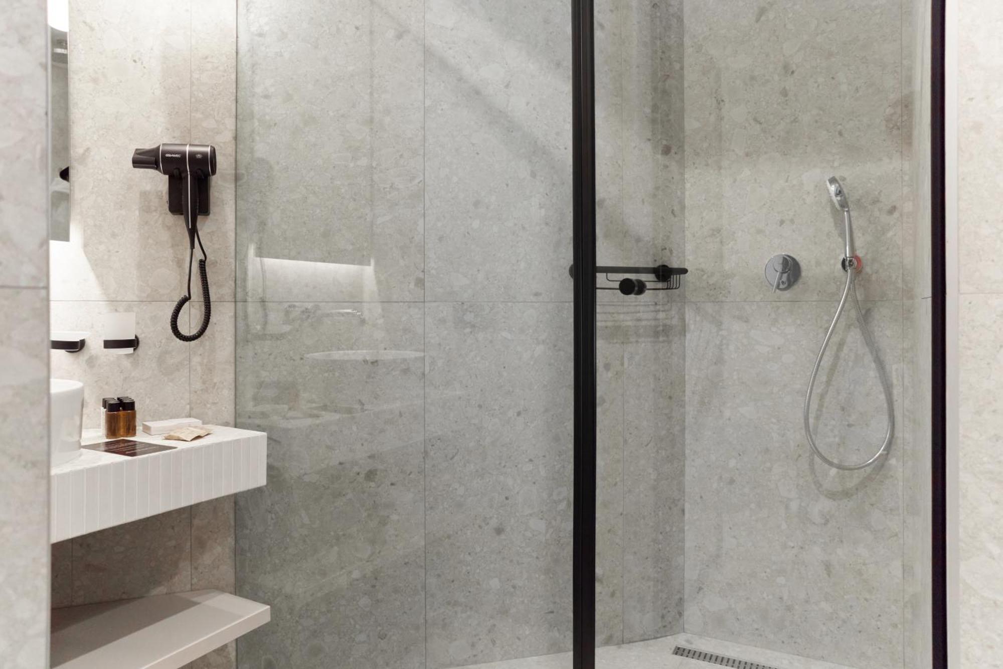Hotel Laudon 우주고로트 객실 사진