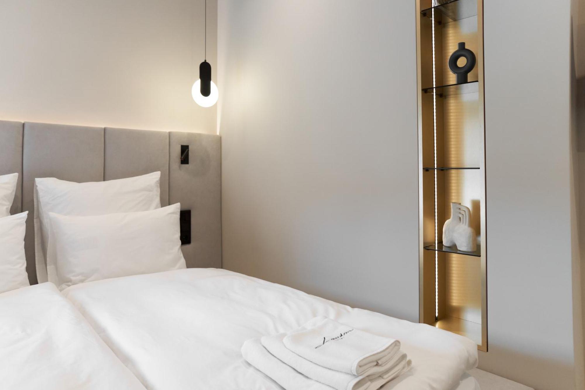 Hotel Laudon 우주고로트 객실 사진