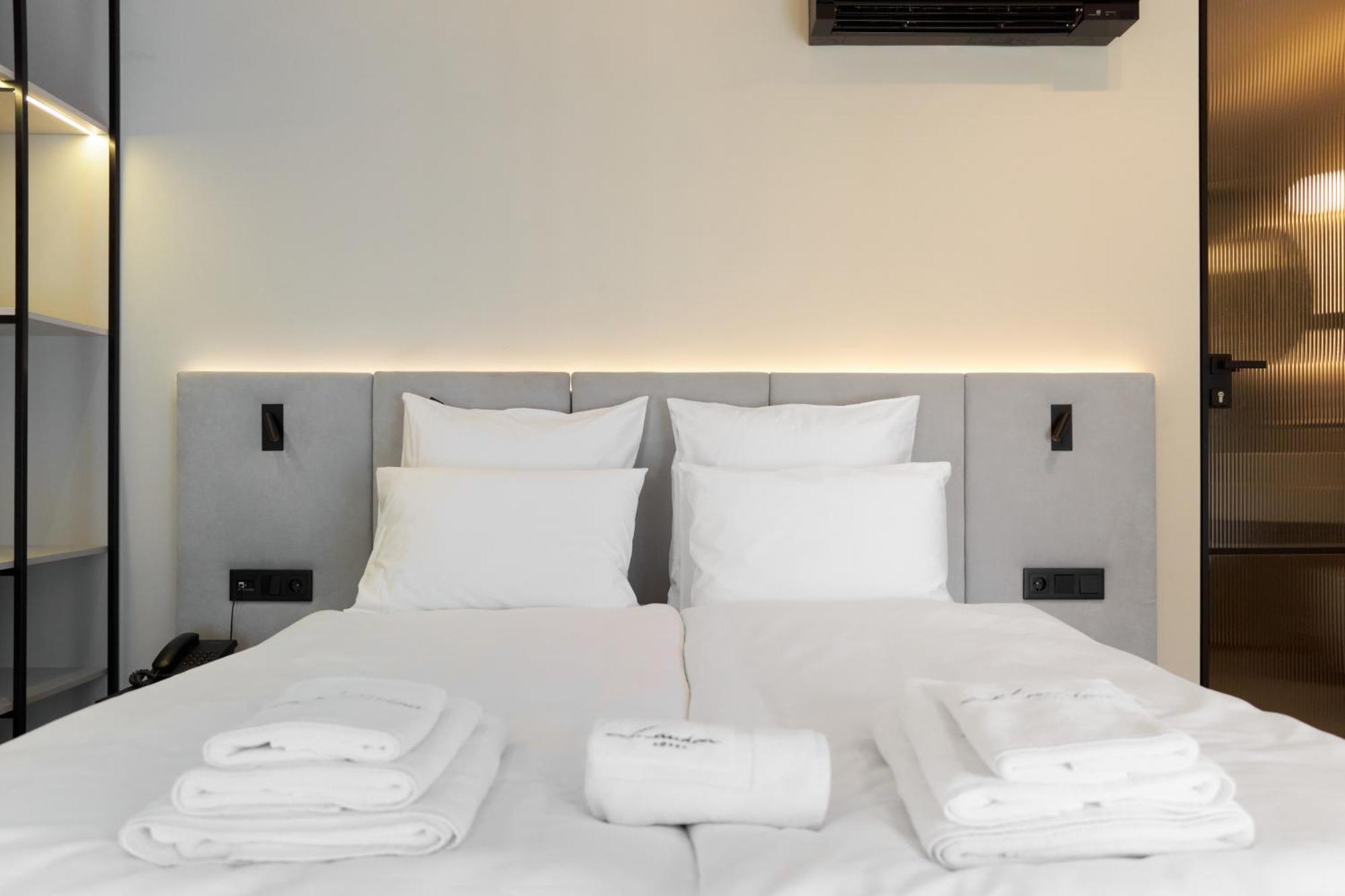 Hotel Laudon 우주고로트 객실 사진